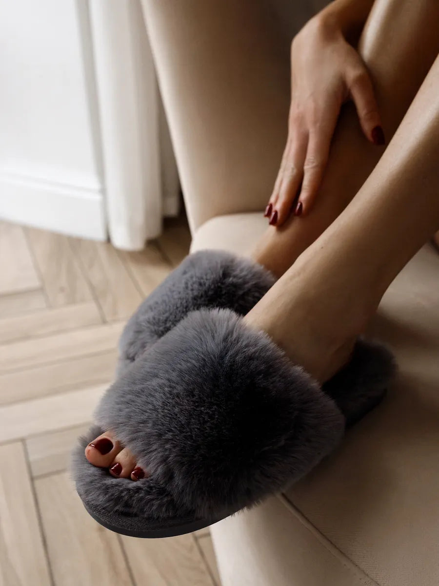 Klara | Fluffy Slippers